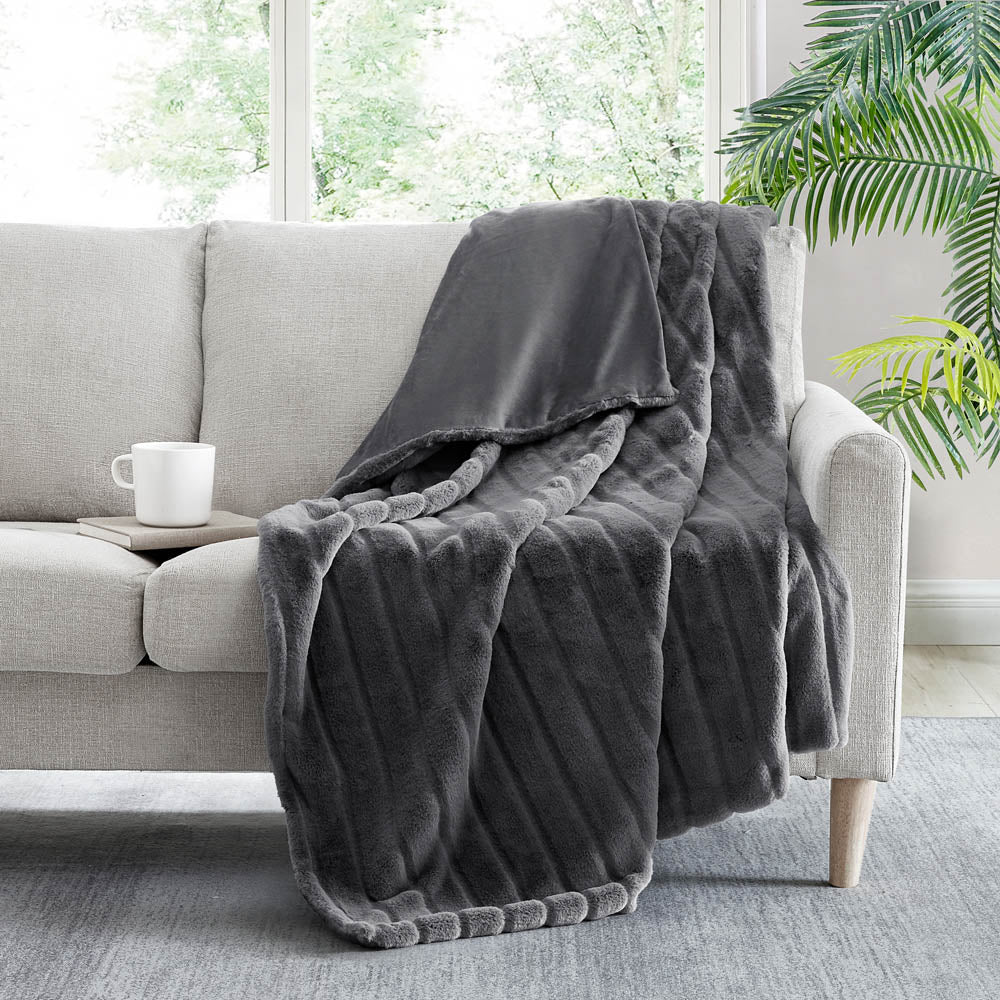 Cascade Throw Koze Home Collection